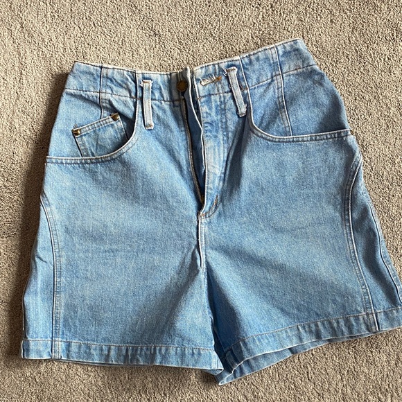 made in the shade Pants - Women's Light Blue Denim Shorts. Made in the Shade brand . Size 13